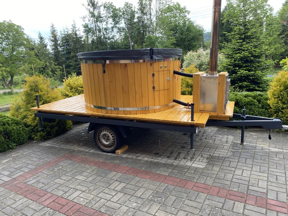 Mobilna Balia jacuzzi bania na kołach