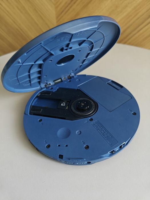 Discman Sony D-NE700 zestaw