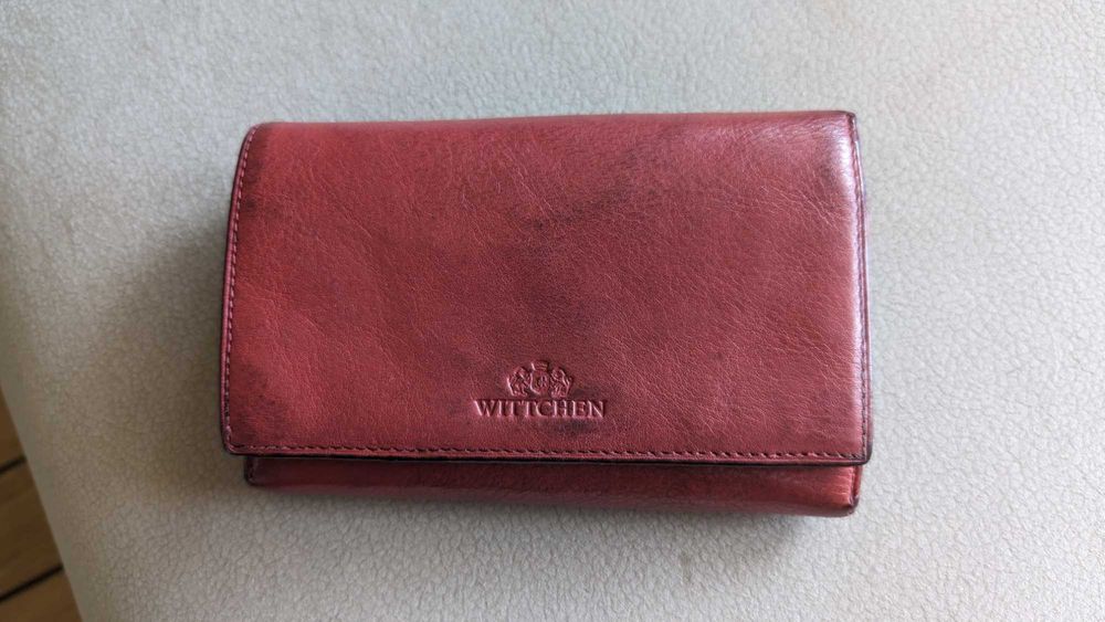 Portfel Witchen, skòra naturalna, czerwony.