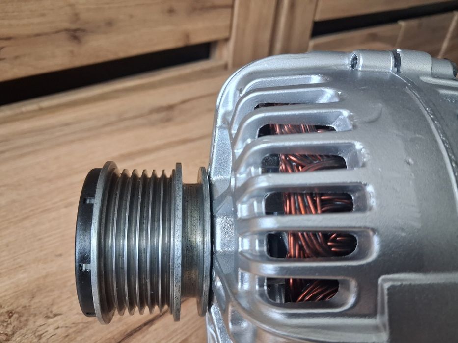 Alternator Valeo 110A A1 A3 1.6 1.9 2.0TDI  Octavia II Caddy3