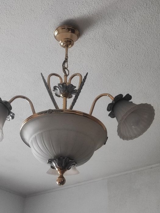 Candeeiro de teto (quarto)