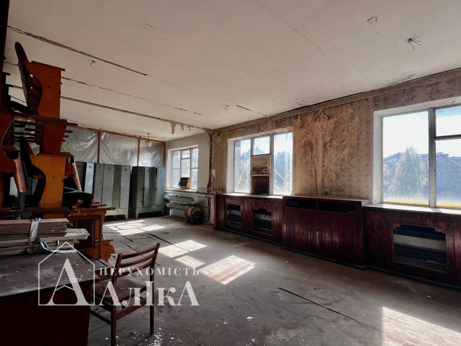 Продам велике виробниче приміщення