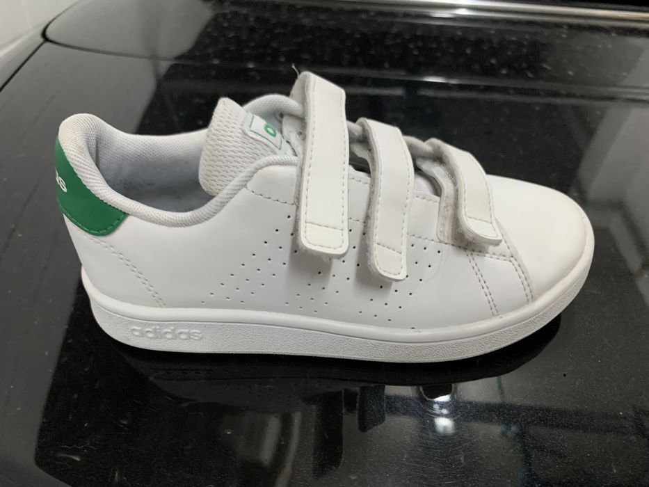 Sapatilhas adidas tamanho 30