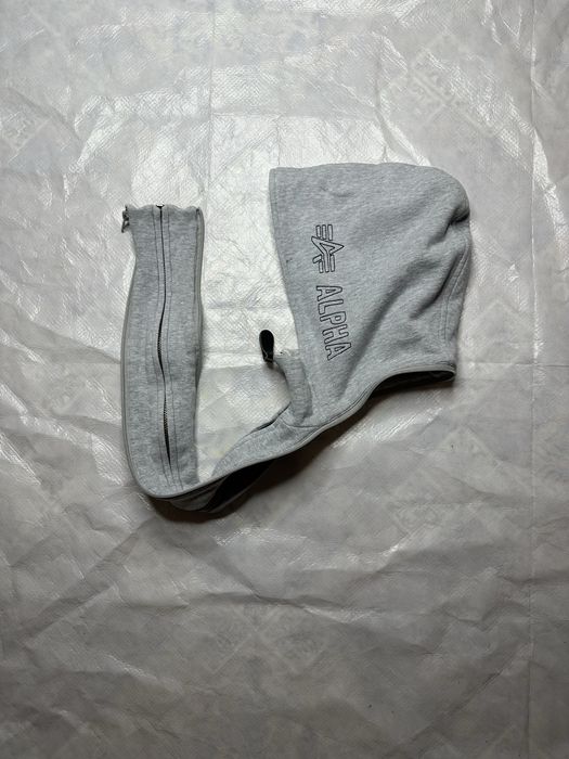 Капішон Alpha industries  9/10