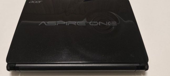 Продам нетбук гарний стан