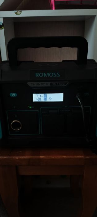 ПРОДАМ НЕ ДОРОГО зарядну станцію ROMOSS RS1000