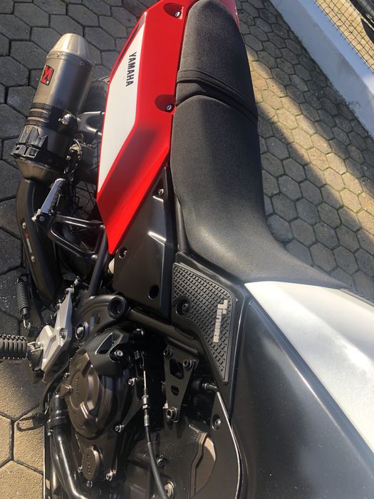 Tenere 700 com extras