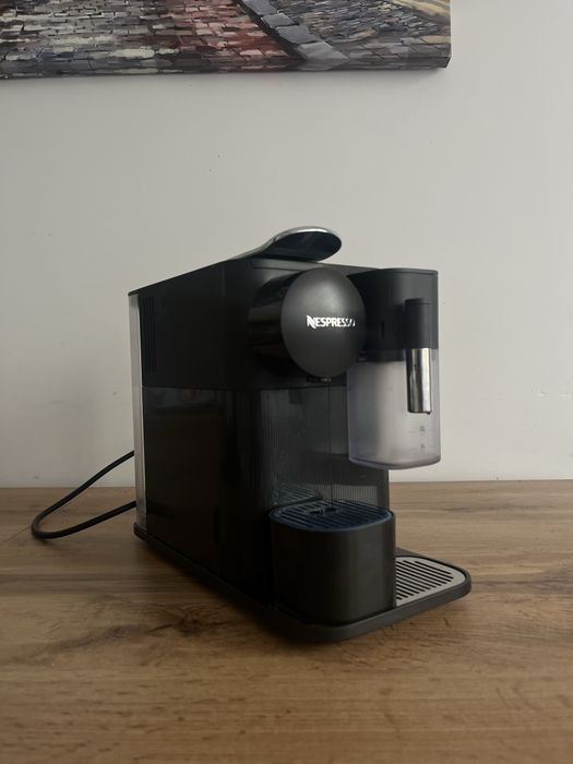 Ekspres do kawy Nespresso delonghi
