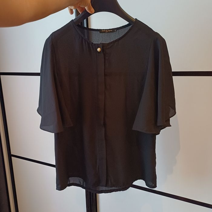 Жіноча стильна блузка