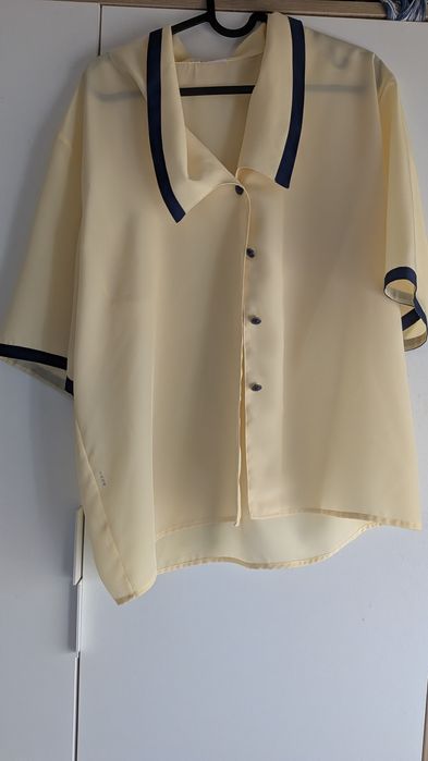 Camisola com botões