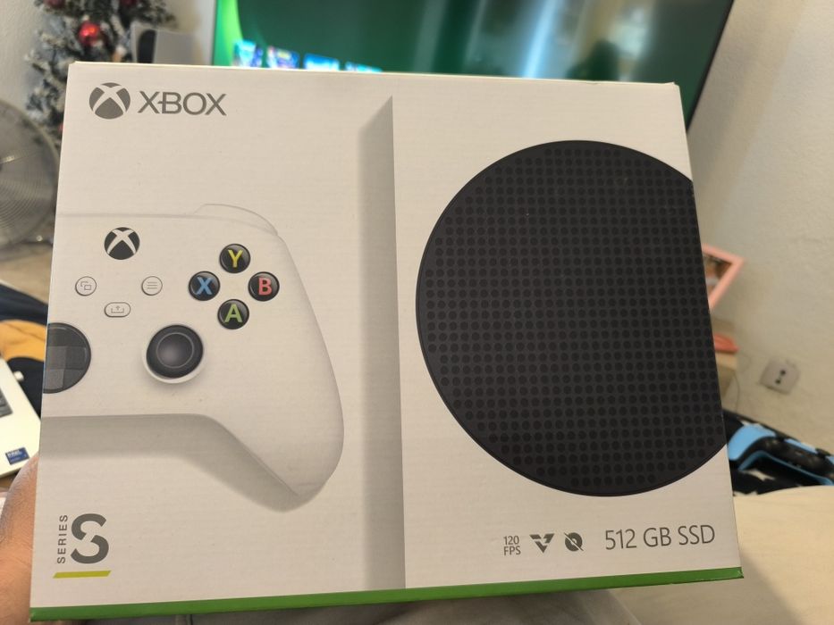 Xbox Series S 512GB – Em Perfeito Estado com Caixa Original