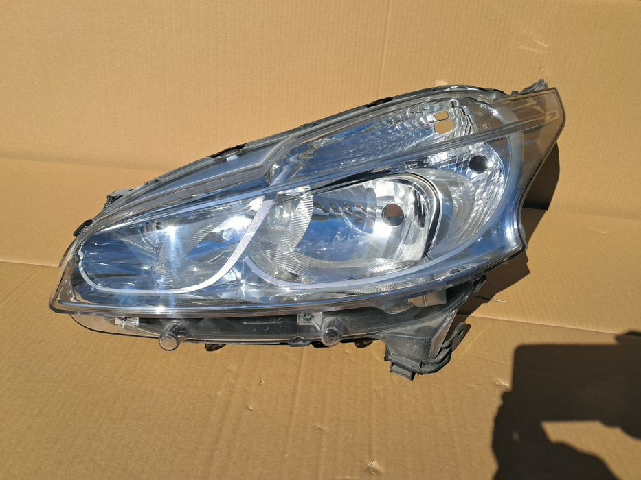 Farol esquerdo peugeot 208 original
