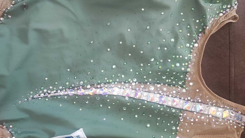 Fato de Ginástica Rítmica l- COMO NOVO