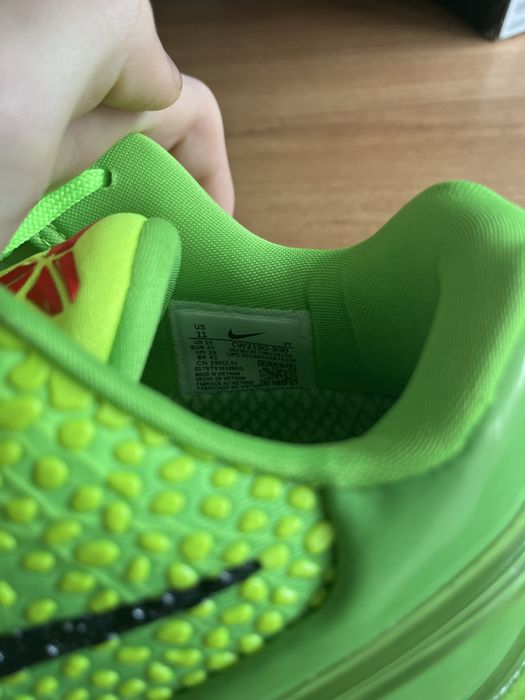Nike kobe 6 grinch
