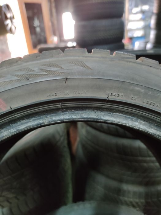 Резина зимова 215 50 r17 Firostone кокоса шини зима Gtyres