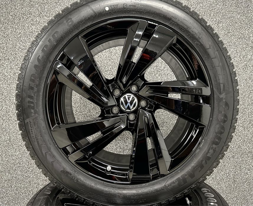Nowe oryginalne alufelgi 20 koła zimowe Vw Touareg II 760