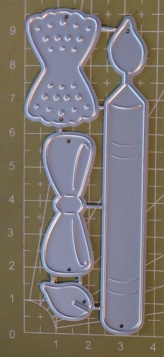 5285. Wykrojnik świeca chrzest komunia scrapbooking