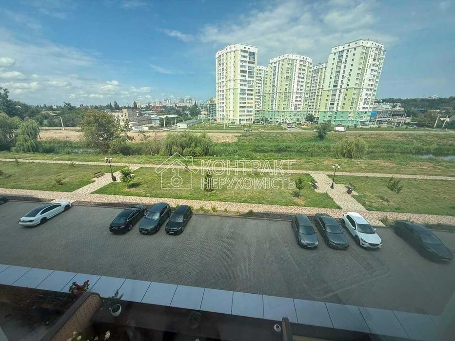 Продам квартиру з ремонтом Центральний ринок