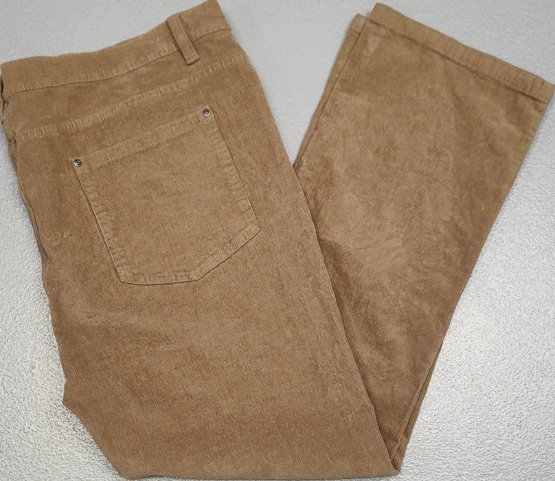 Wr) COTTON Traders męskie spodnie sztruksowe Roz.48