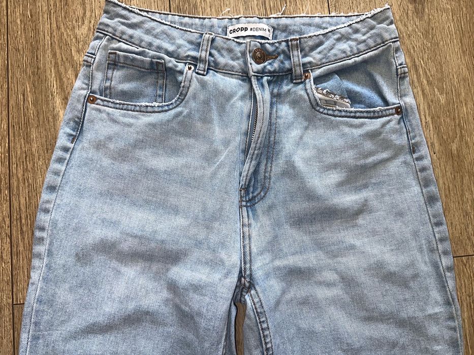 Cropp dżinsy niebieskie przecierane S