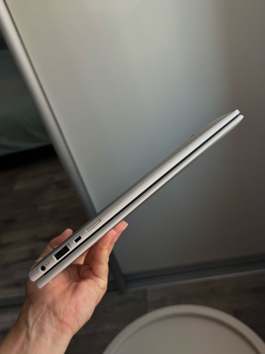 HP EliteBook G9 сенсорний екран та SIM 5G