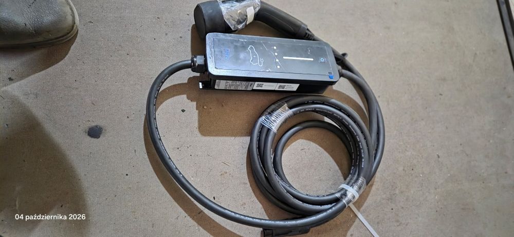 Ładowarka samochodowa DEYE SUN-EVSE22K01-EU-AC