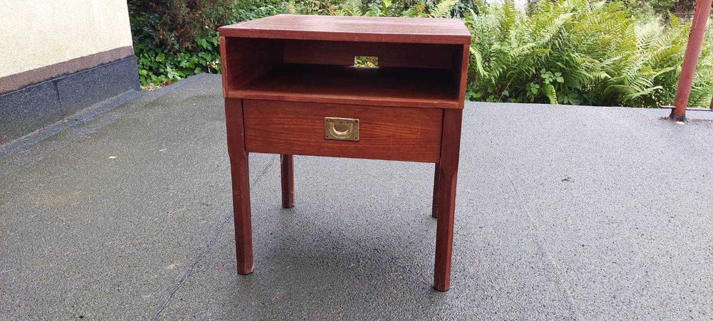 Szafki z PRL w dobrym stanie