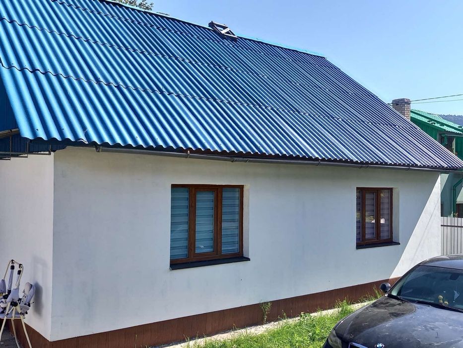 Здається житло в селі Кваси