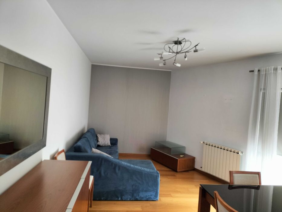 T1 - Disponível 1 Abril