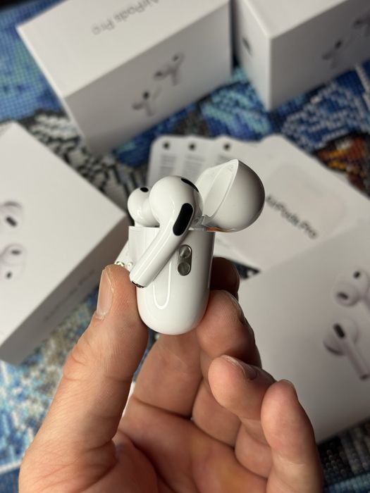 Навушники Apple Airpods Pro 3 (Активне шумоподавлення)