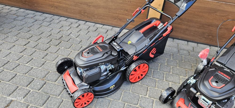 RATY! Nowa Kosiarka spalinowa  pchana z napędem gwarancja 3 lata