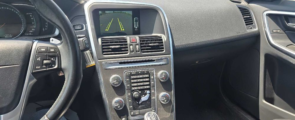 Volvo Xc60      2015