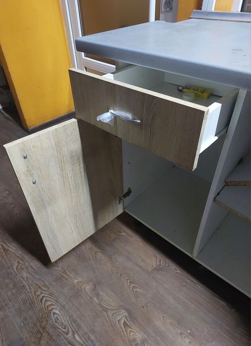 продам мебель тумби зі стільницею