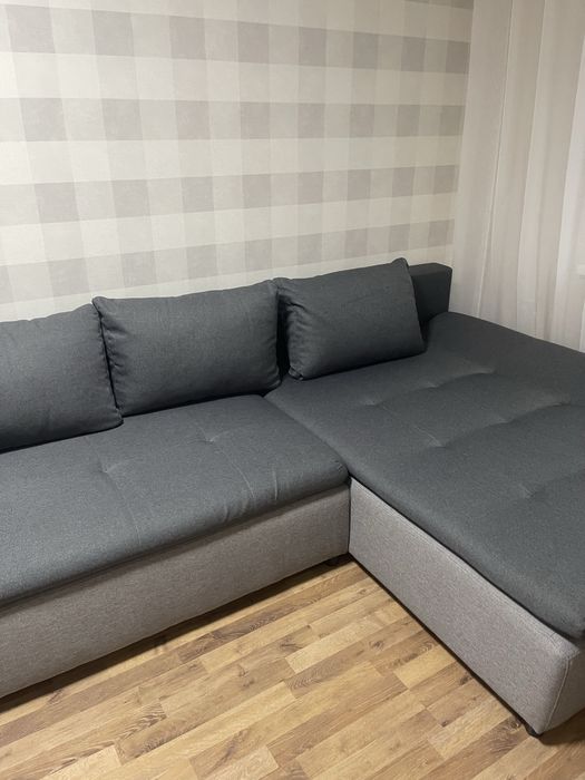 Подобова оренда  Двухкомнатная квартира в центре. 95 квартал