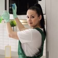 Прибирання квартир та приватних будинків