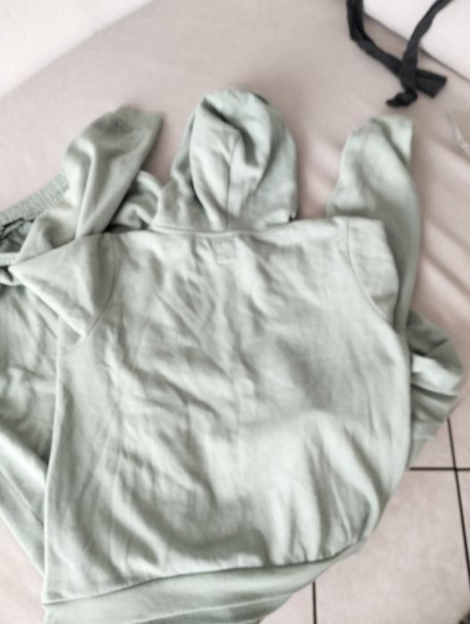 Groszkowy damski dres z kapturem plus spodnie