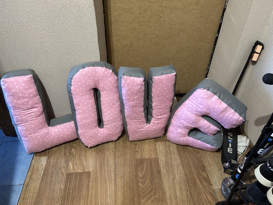 Подушки love фотозона день рождения декор свадьба праздник