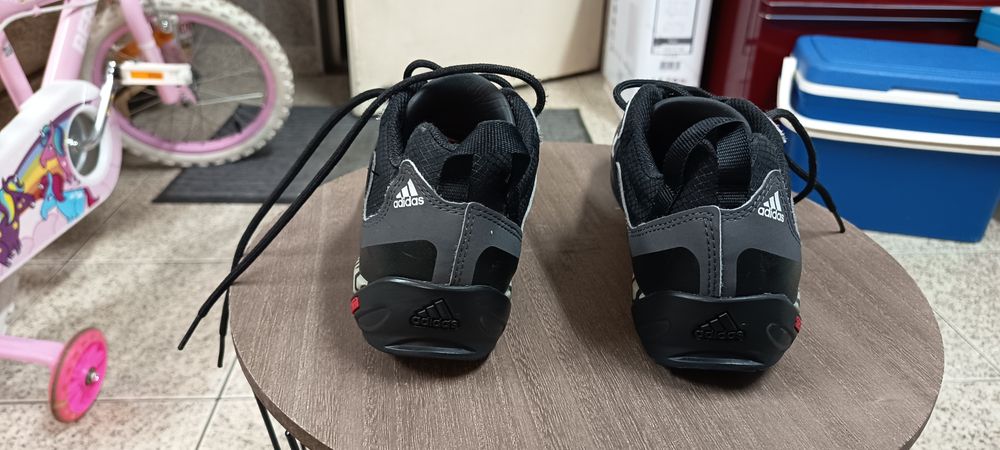 Tênis adidas Terex