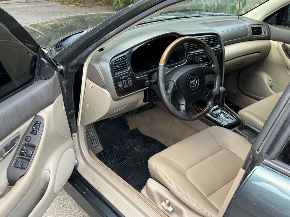 Subaru Outback 3.0 H6 2003