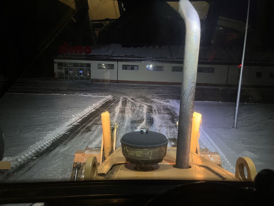 Usługi koparką i wyburzenia