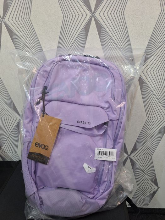 Plecak EVOC STAGE 12 purple rose na laptopa/mackbooka/na rower/góry