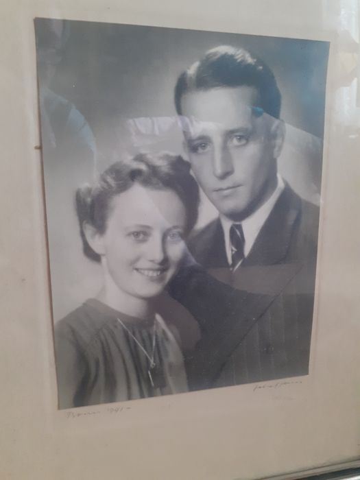 Stare  fotografie komplet 3 szt. w ramie  przedwojenne