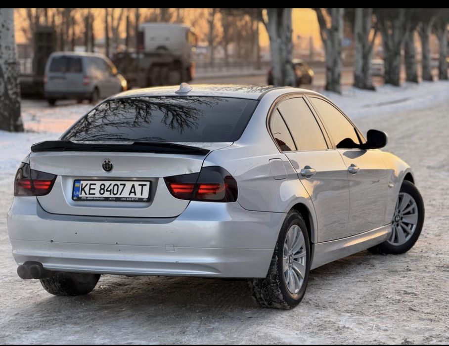 Продам Е90 FL 3.0 атмо полный привод!