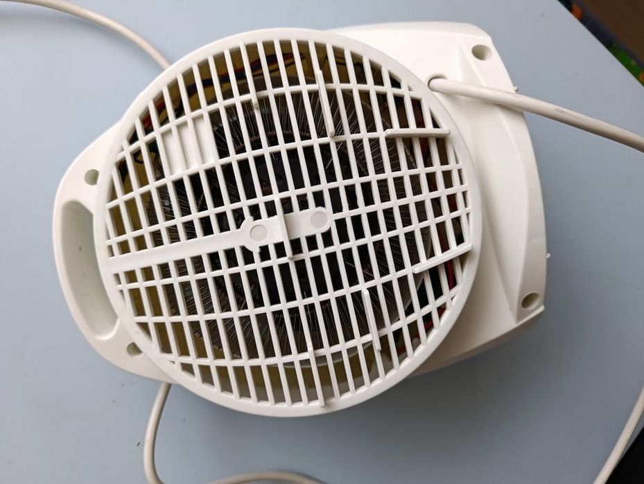 Termowentylator DESCON DA-T200 1000/2000W
