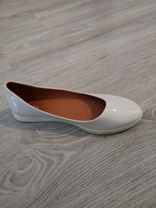 Туфли женские (балетки)