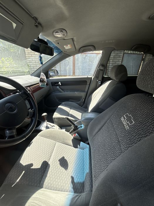 Chevrolet lacetti  Автомат 1.8 газ/бенз