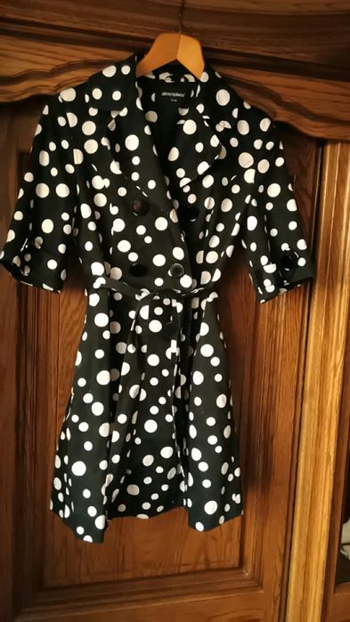 Płaszczyk retro grochy Atmosphere rozm. 38