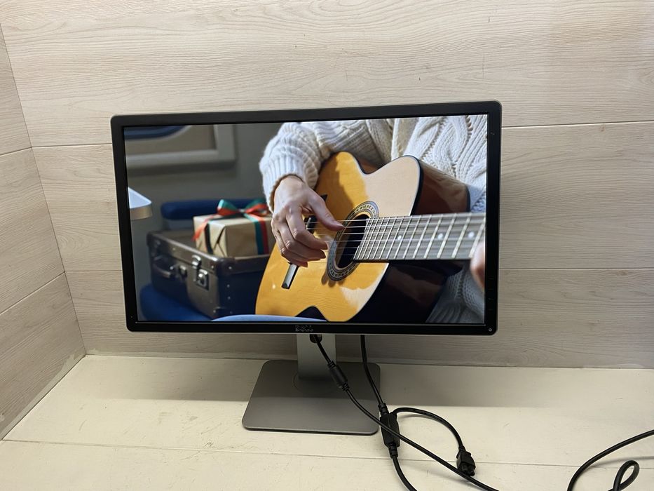 Монітор  24"   Dell 2412 Full HD 1920×1080