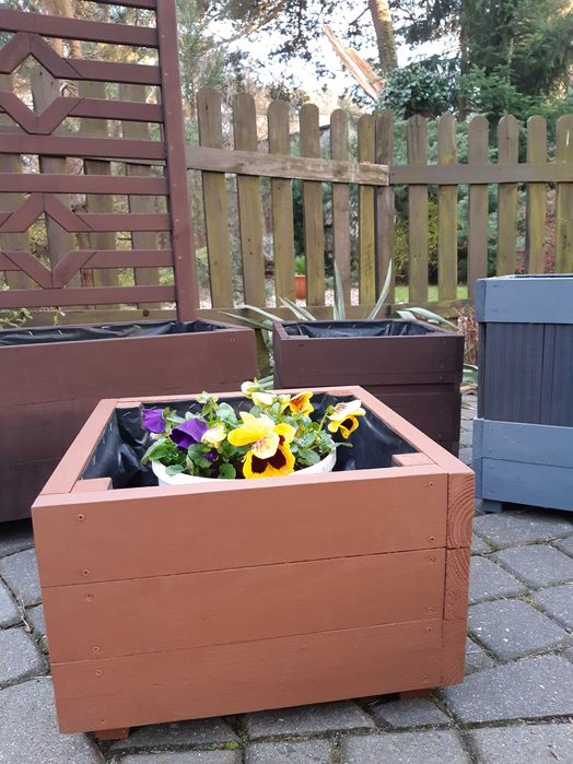 doniczki ogrodowe donice drewniane