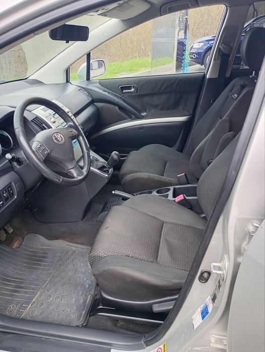 Toyota Corolla verso: 3 500 $ - Toyota Харьков на Olx